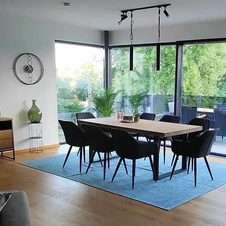 Luxurioeses Penthouse Mit Blick Auf Die Uno-City Und Dem Kaiserwasser. 3Schlafzimmer, 2 Baeder, Privat Lift Ins Apartment Wenen Buitenkant foto