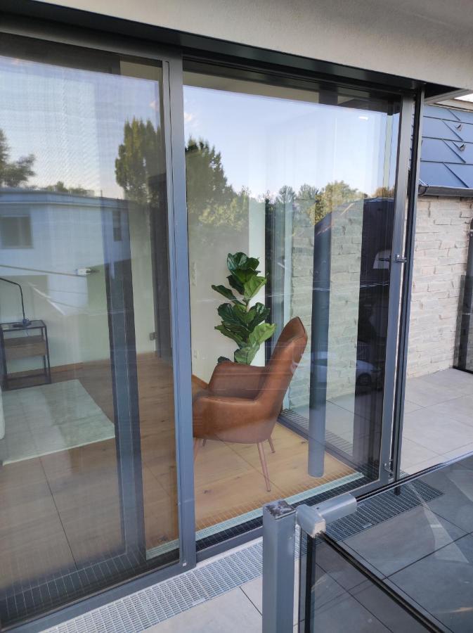 Luxurioeses Penthouse Mit Blick Auf Die Uno-City Und Dem Kaiserwasser. 3Schlafzimmer, 2 Baeder, Privat Lift Ins Apartment Wenen Buitenkant foto